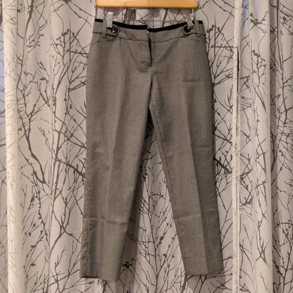 Limited | Houndstooth Crop Pant